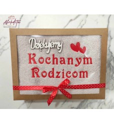 Siuvinėtas rankšluostis "Kochanym Rodzicom" 07